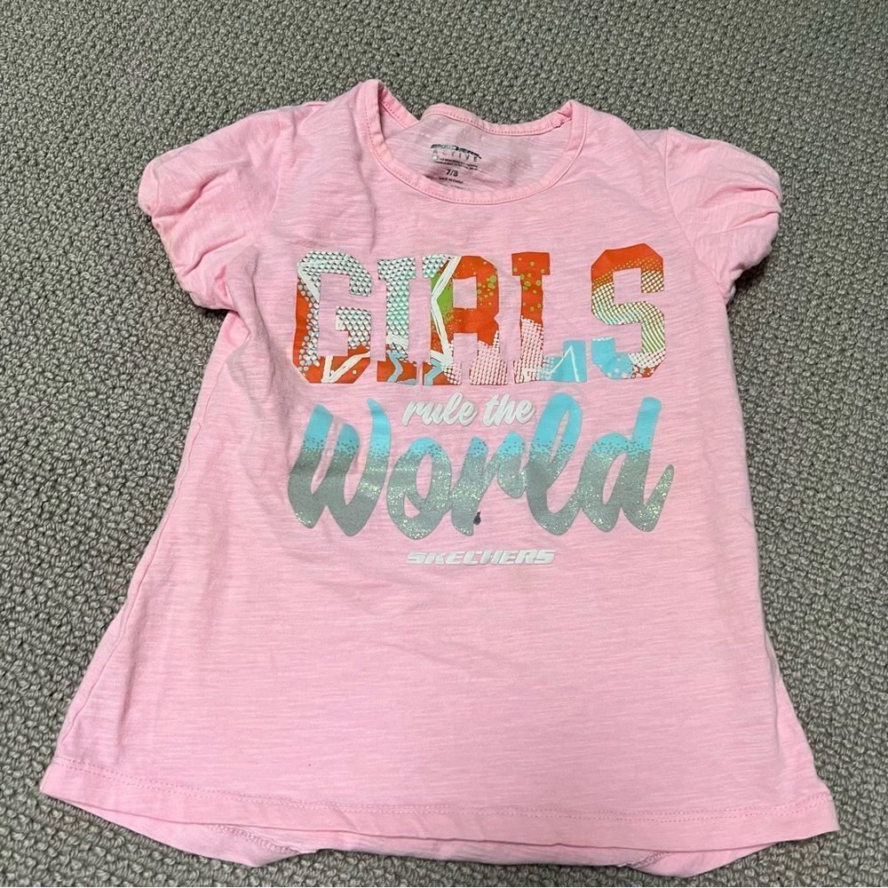 🍭4/$20 Skechers Short Sleeve “Girls Run the World” Graphic Tee - 7/8